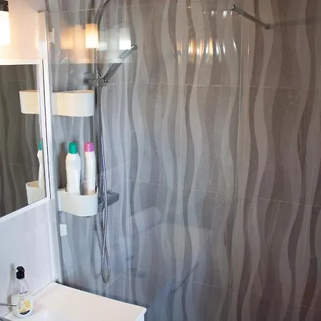 Homely Duplex Las Lagunas Apartment *