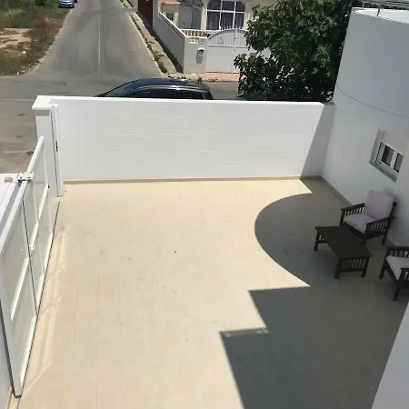 Homely Duplex Las Lagunas Apartment