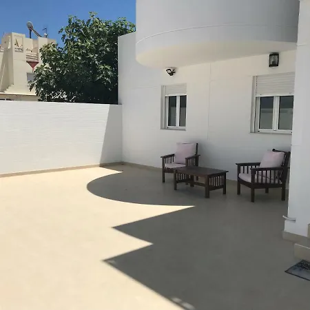 Homely Duplex Las Lagunas Apartment *