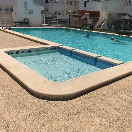 Homely Duplex Las Lagunas *
